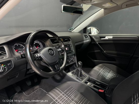 Volkswagen Golf Advance 1.6 TDI 110CV BMT - Sada