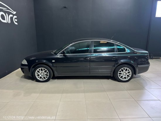 Volkswagen Passat 1.9 TDi Edition 130CV - Sada