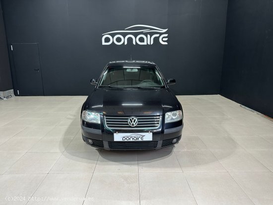 Volkswagen Passat 1.9 TDi Edition 130CV - Sada