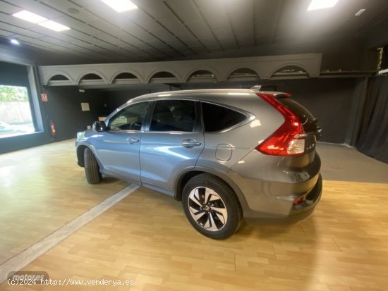 Honda CR-V executive de 2015 con 144.000 Km por 20.500 EUR. en A Coruna