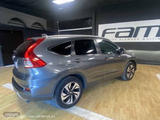 Honda CR-V executive de 2015 con 144.000 Km por 20.500 EUR. en A Coruna