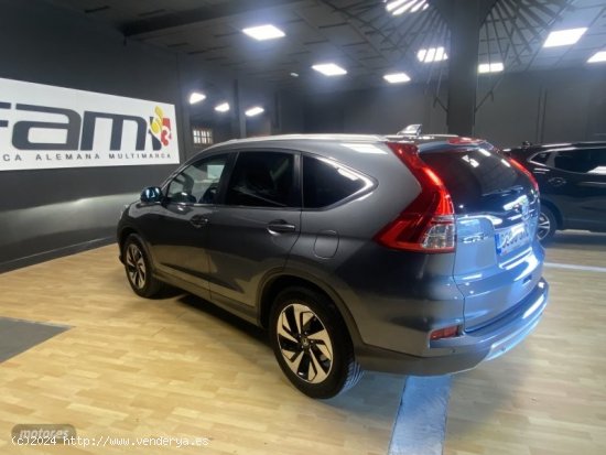 Honda CR-V executive de 2015 con 144.000 Km por 20.500 EUR. en A Coruna