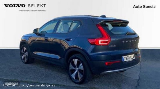 Volvo XC40 todoterreno 1.5 T3 MOMENTUM AUTO 5P de 2020 con 31.424 Km por 28.900 EUR. en Guipuzcoa