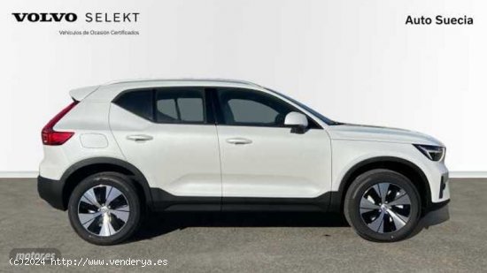 Volvo XC40 todoterreno 2.0 B3 CORE AUTO 5P de 2024 con 1 Km por 38.900 EUR. en Guipuzcoa