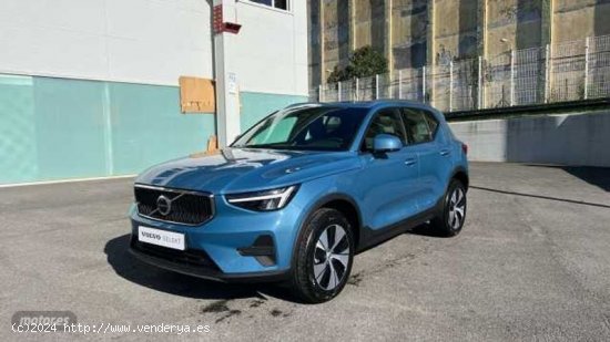  Volvo XC40 todoterreno 2.0 B3 CORE AUTO 5P de 2024 con 1 Km por 38.800 EUR. en Guipuzcoa 