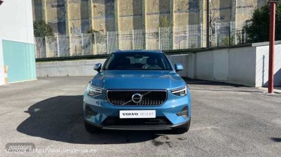 Volvo XC40 todoterreno 2.0 B3 CORE AUTO 5P de 2024 con 1 Km por 38.800 EUR. en Guipuzcoa