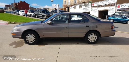 Toyota Camry 2.2 GL de 1992 con 110.514 Km por 4.900 EUR. en Madrid