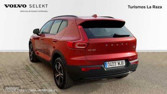 Volvo XC40 B3 (GASOLINA) GASOLINA PLUS DARK de 2023 con 26.111 Km por 36.600 EUR. en Sevilla