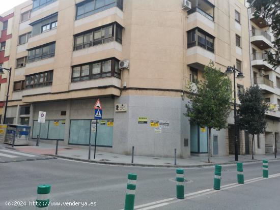  EXCELENTE LOCAL CHAFLAN EN ZONA CENTRICA DE PASO. - VALENCIA 