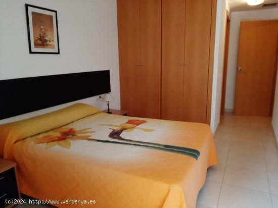 APARTAMENTO DE 2 DORMITORIOS CON A.A., PARKING Y TRASTERO. ED. PARADISE VILLAGE B. - TARRAGONA