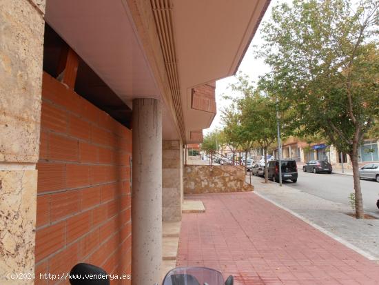 LOCAL EN VENTA EN SANT JOAN DE VILATORRADA – C/RAFAEL DE CASANOVA - BARCELONA