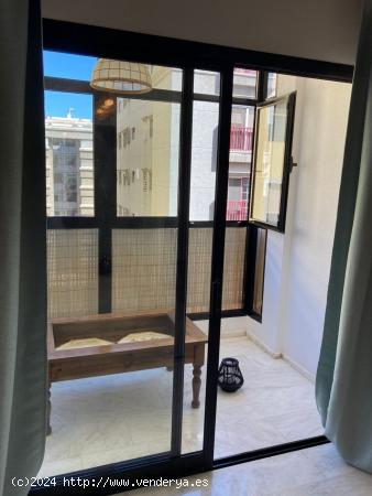 Piso en alquiler de 3 habitaciones amueblado en la zona de Mesa y López - LAS PALMAS