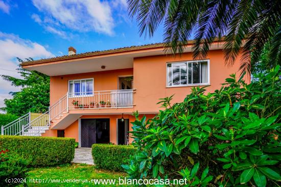 CASA con TERRENO a 4,5 KM DE CARBALLO - A CORUÑA