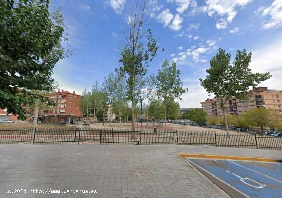 LOCAL COMERCIAL EN VENDA A SANTA MARGARIDA DE MONTBUI - SANT MAURE - BARCELONA