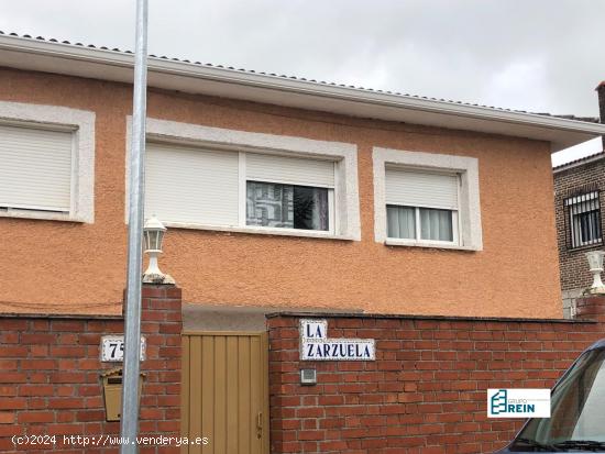 Chalet independiente en venta en Calle Benidorm-Fado, 45950, Casarrubios Del Monte (Toledo) - TOLEDO