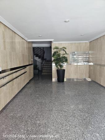 Piso de 3 habitaciones con posibilidad de plaza de garaje - MURCIA