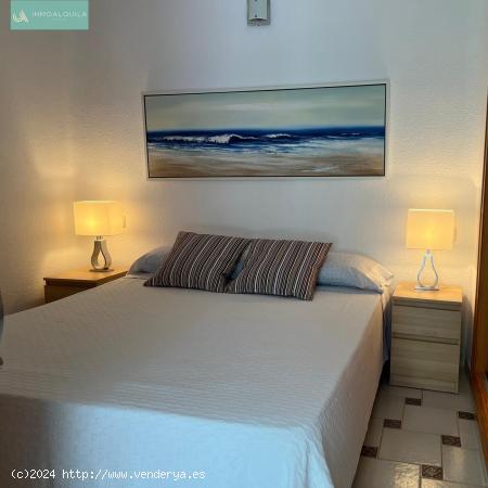 Apartamento 2hab, 1baño, primera linea del mar. 1500€/mes - BALEARES