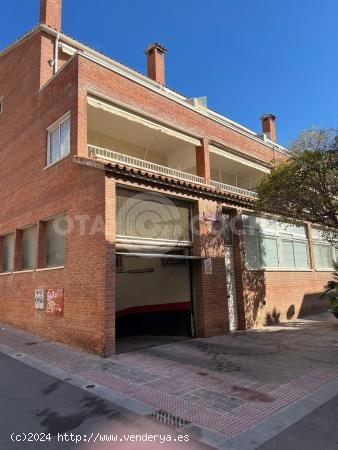  PARKING PARA MOTO EN CALLE SANTA HELENA ZONA MESTRAL DE REUS - TARRAGONA 