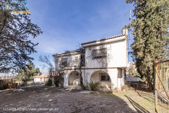  CHALET CON PARCELA DE 2.800 M2 EN BARRIO DE MONACHIL - GRANADA 