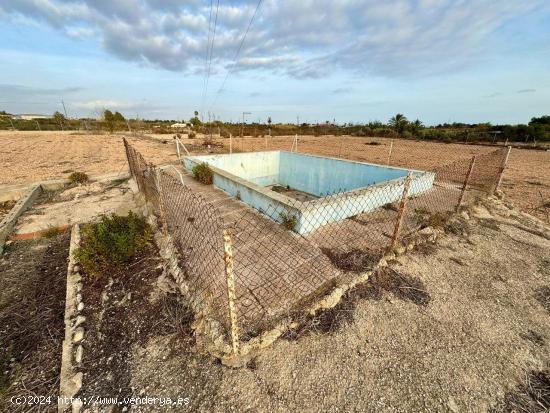 CASA DE CAMPO A 4 MINUTOS DE CREVILLENTE - ALICANTE