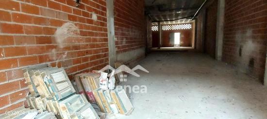 Local comercial céntrico a la venta - ALBACETE