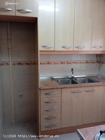 SE VENDE PISO EN ZONA ENSANCHE: API LUNA - ALBACETE