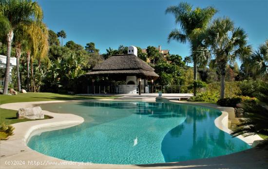 VILLA DE LUJO EN LA ZAGALETA - BENAHAVIS - MALAGA