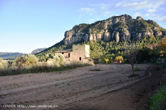  Finca en venta en Horta de Sant Joan (Tarragona) 