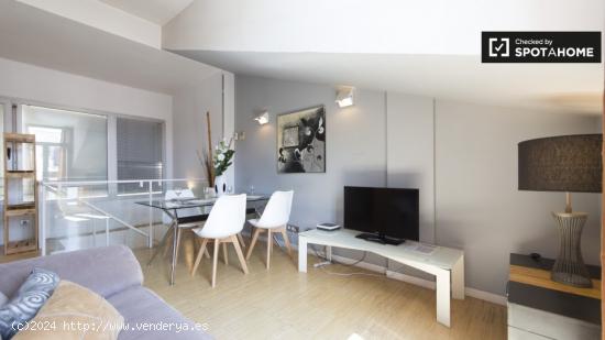 Hermoso apartamento de 4 dormitorios en alquiler en Centro - MADRID