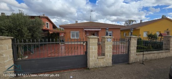 Casa en venta en Valle de Valdelucio (Burgos)