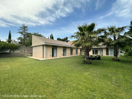 CHALET EN URBANIZACIÓN LAS LOMAS, CALLE RIO EBRO - ZARAGOZA