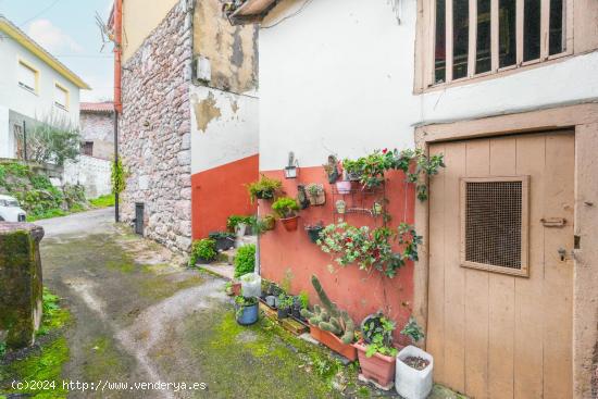 Encantadora Casasita para Reformar y Terreno en Llandallena de Abajo, Olloniego - ASTURIAS