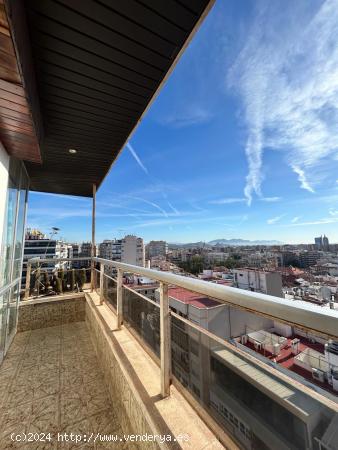 AMPLIA VIVIENDA EN GRAN VÍA DE MURCIA CON LAS MEJORES VISTAS DE LA CIUDAD - MURCIA