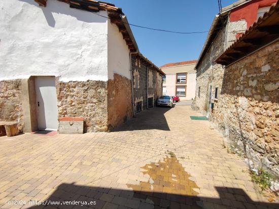 Casita económica a cinco minutos de Burgos - BURGOS