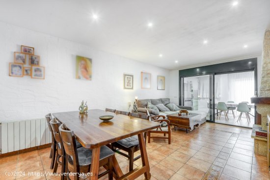 Unifamiliar adosada en venta  en Far d Empordà, El - Girona