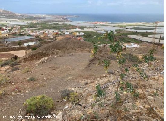 SE VENDE Solar Residencial en Galdar INVERSORES - Gáldar