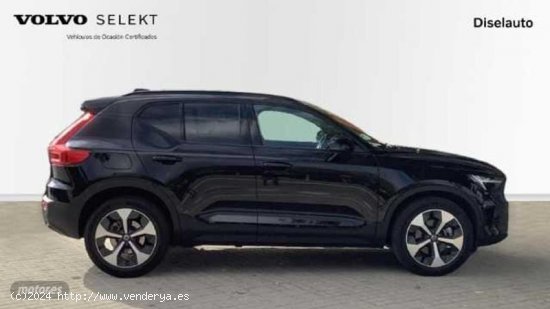 Volvo XC40 2.0 B3 PLUS DARK AUTO 163 5P de 2024 con 19.129 Km por 34.800 EUR. en Barcelona