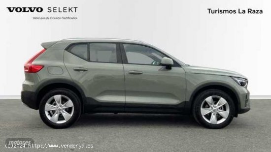 Volvo XC40 TODOTERRENO 1.5 T2 CORE AUTOMATICO 129CV 5P de 2024 con 22.509 Km por 32.300 EUR. en Sevi