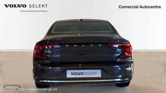 Volvo S 90 Ultimate, B4 (gasolina), Gasolina, Bright de 2023 con 9 Km por 54.900 EUR. en Barcelona