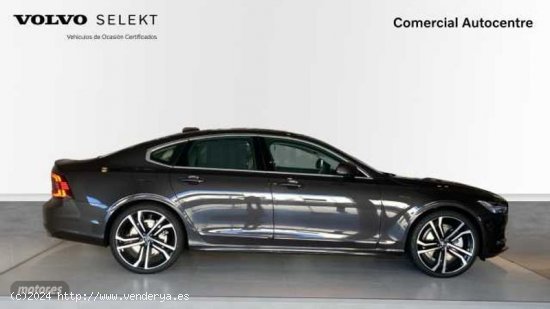 Volvo S 90 Ultimate, B4 (gasolina), Gasolina, Bright de 2023 con 9 Km por 54.900 EUR. en Barcelona