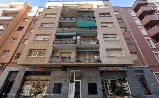  VENTA DE 2 LOCALES EN SABADELL - BARCELONA 