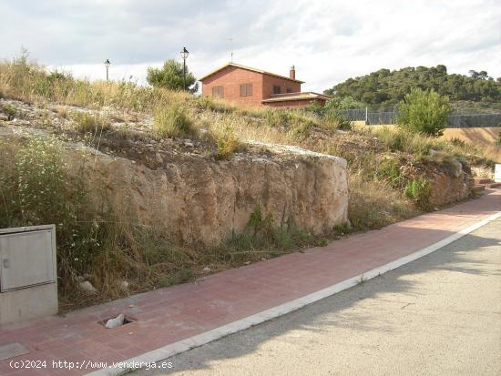 Terreno en la zona de Roda de barà - TARRAGONA