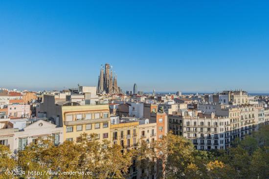 Ático con vistas a la Sagrada Família en pleno Paseo Sant Joan - BARCELONA