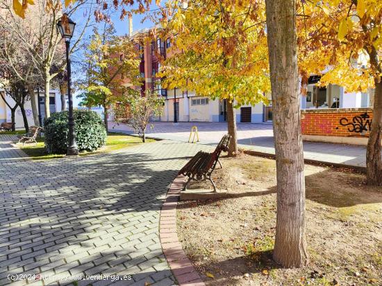 TRES dormitorios DOS baños en Prado Boyal Laguna - VALLADOLID