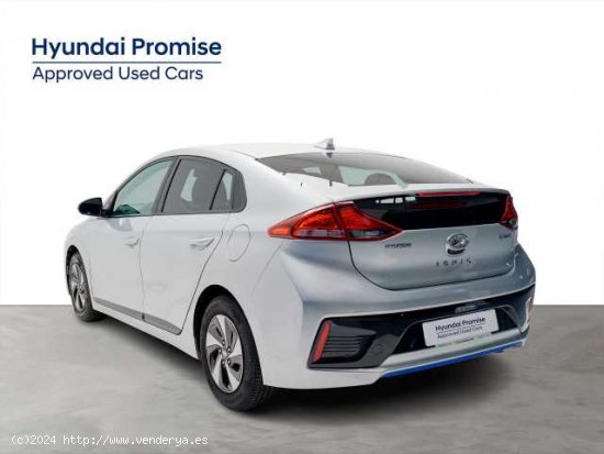 Hyundai Ioniq HEV ( 1.6 GDI Klass )  - Sant Boi de Llobregat