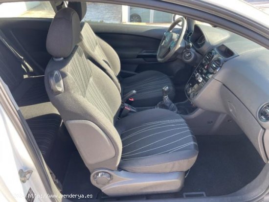 OPEL Corsa en venta en AlhendÃ­n (Granada) - AlhendÃ­n