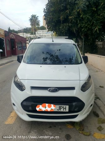 Ford Transit Connect 120cv de 2016 con 209.000 Km por 9.500 EUR. en Baleares