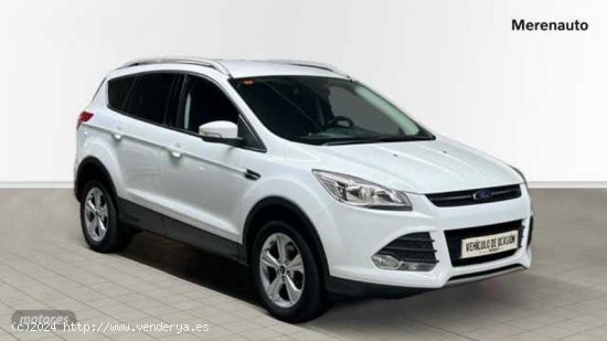 Ford Kuga 2.0 TDCI TREND 120 CV de 2015 con 92.080 Km por 13.800 EUR. en A Coruna