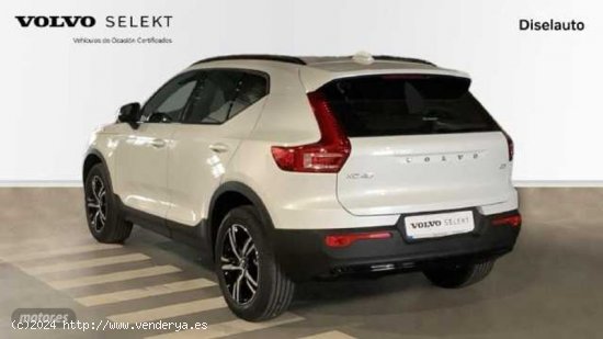 Volvo XC40 2.0 B3 PLUS DARK AUTO 163 5P de 2024 con 5 Km por 38.600 EUR. en Barcelona