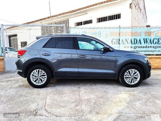 Volkswagen T-Roc 1.0 TSI Lounge  GPS Camara  de 2018 con 96.000 Km por 18.500 EUR. en Granada